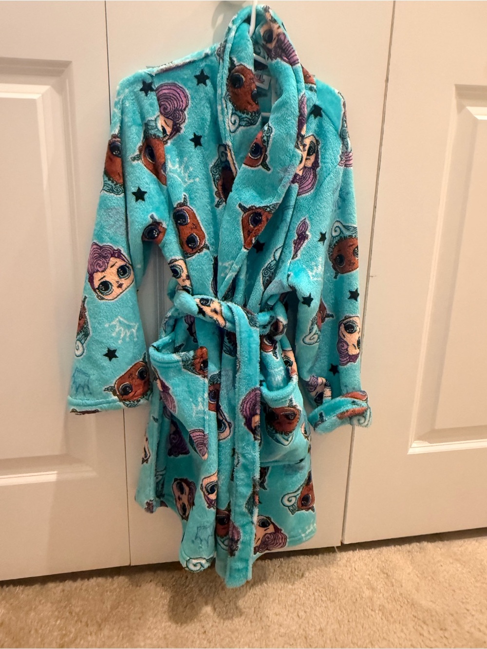L.O.L. Surprise! Plush Hooded Robe in Turquoise size 7/8